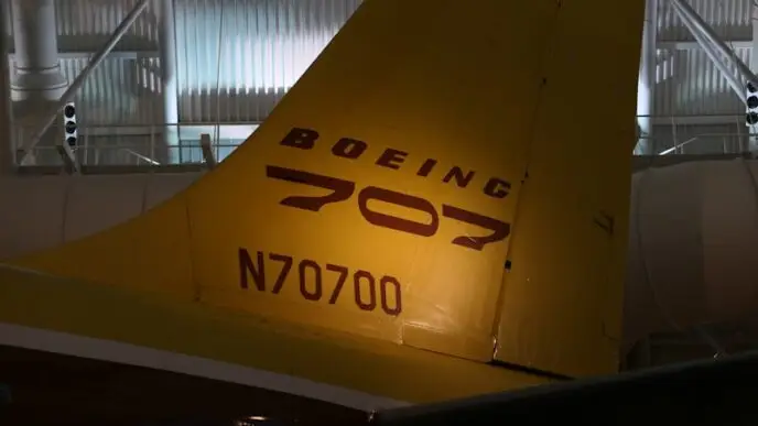 Boeing 707